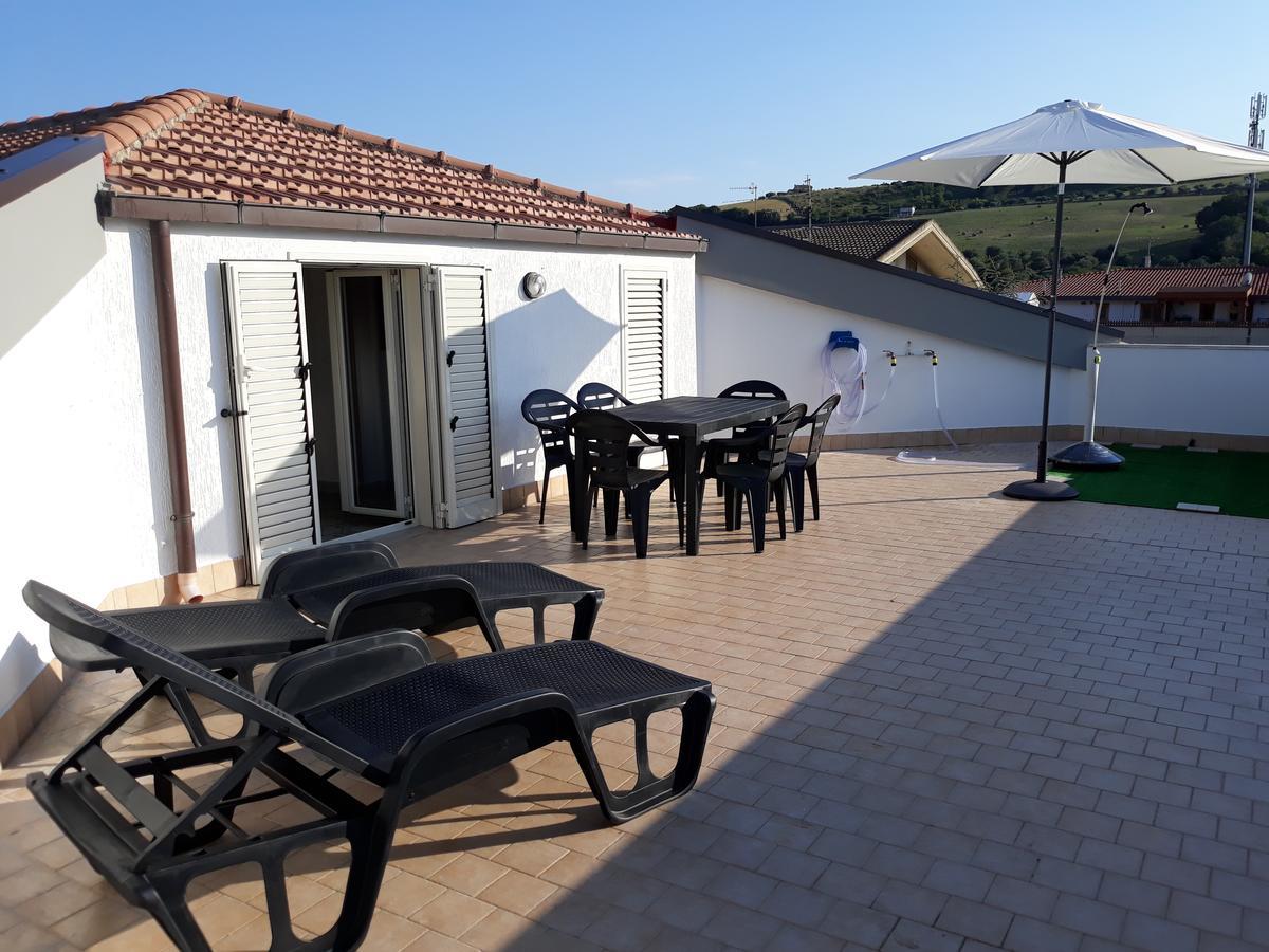 Appartamento La terrazza sul mare Silvi Marina Esterno foto